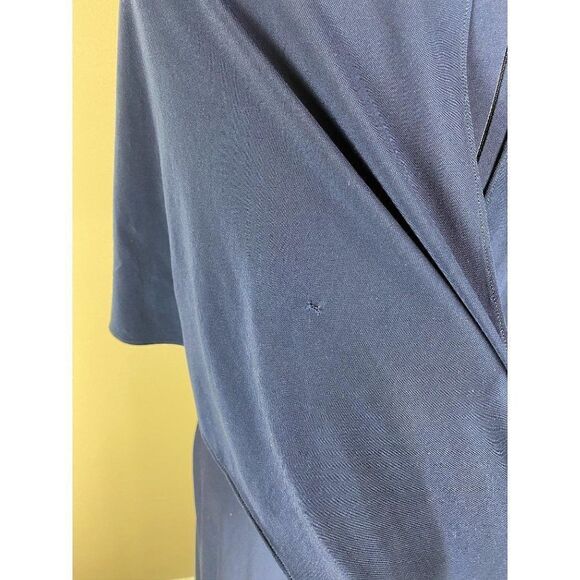 Eliza J Embellished Gown with Cape- size 2 - Picture 7 of 7